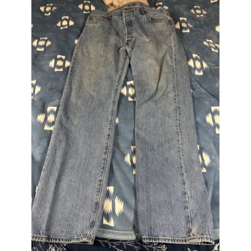 Levis 501 Original Fit Light Wash Straight Leg Button Fly Jeans Mens 36x34